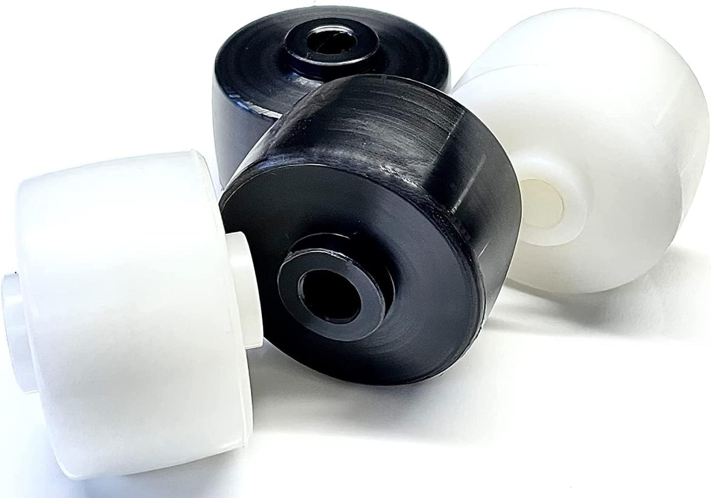 Entry pallet truck wheels