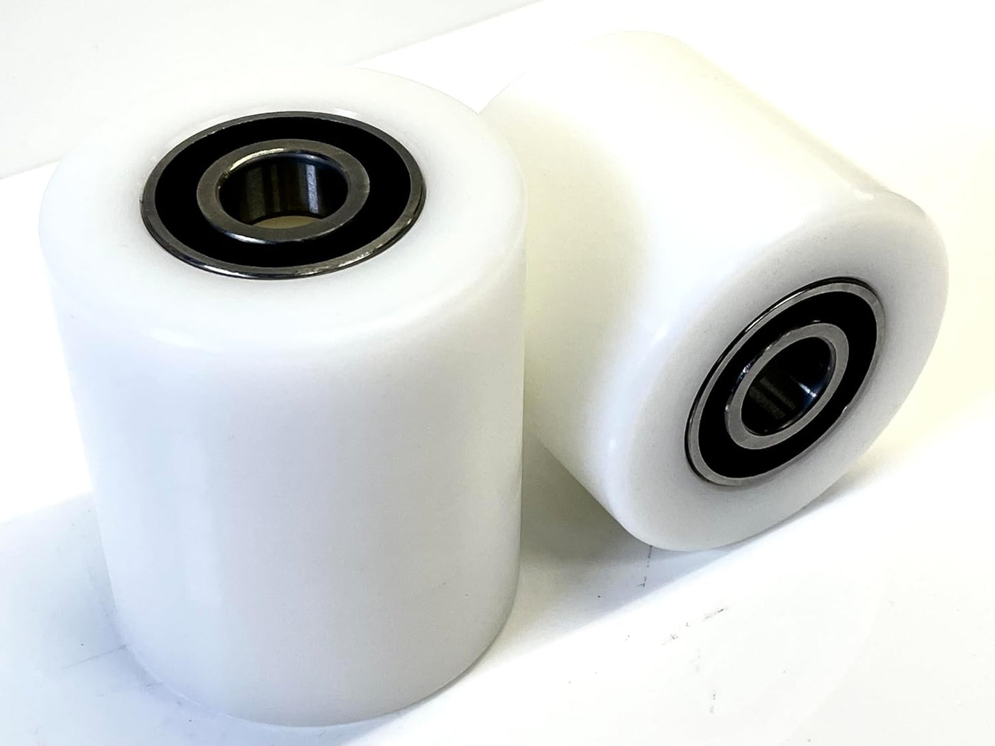 Pallet truck front rollers wheels
