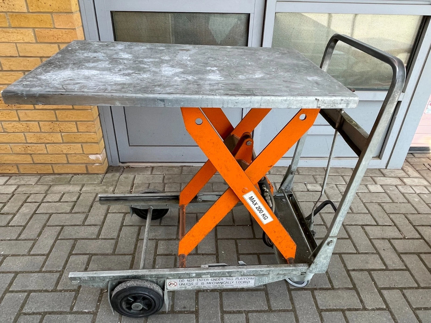 Slingsby Edmo Lift Scissor Table 200KG Capacity the best !