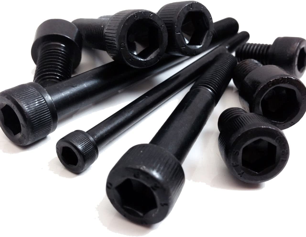 M4 x 30mm Socket Cap Screws Black Grade 10.9 High Tensile - Pack of 12