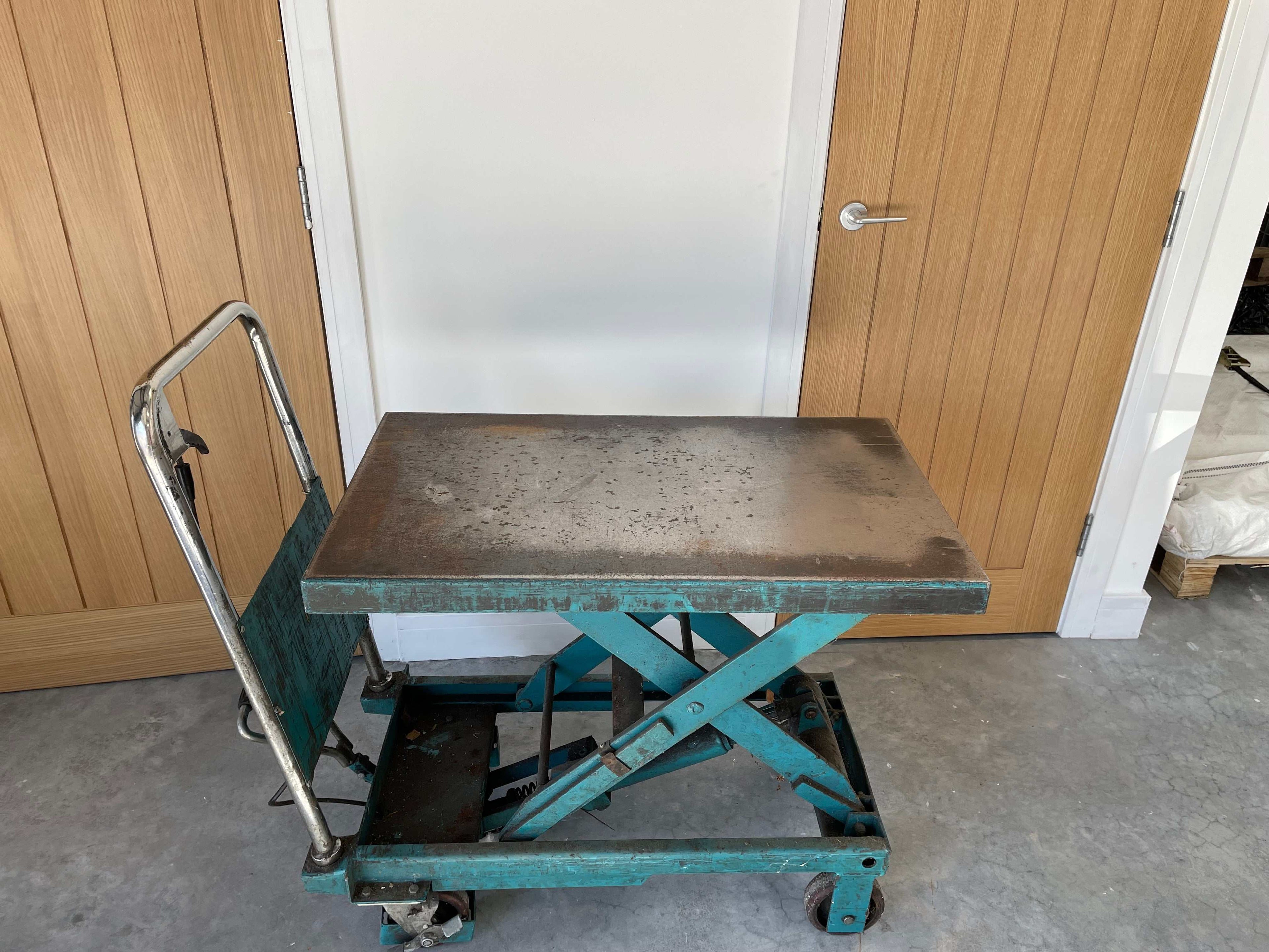 Weldon Manual Scissor Lift Table with 200kg capacity for industrial lifting and transport