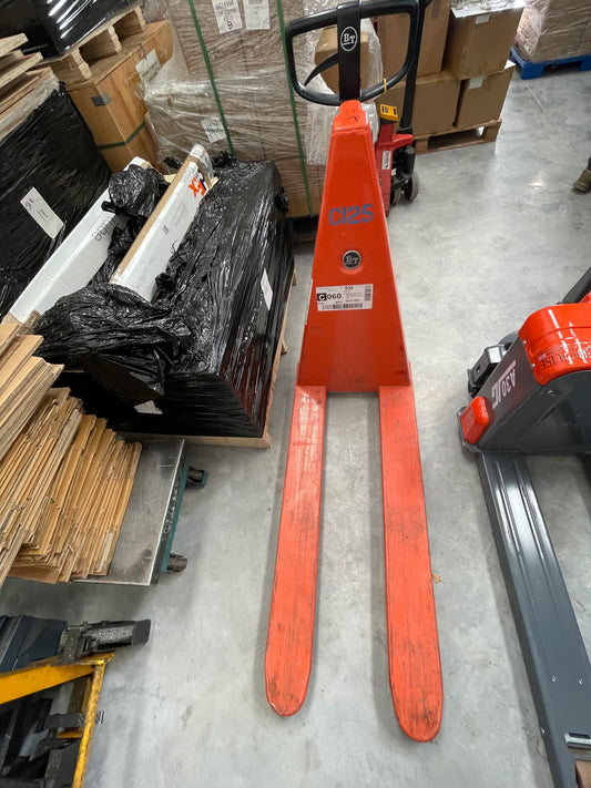PALLET TRUCK BT HIGH LIFTTER 1000kg EXCELLENT CONDITION TRUCK THE BEST!