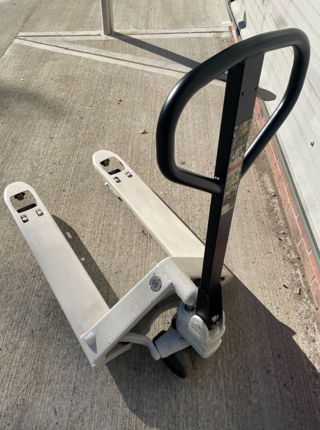 Pallet Truck Crown 2300kg, Used Wide Fork 1000 x 680mm