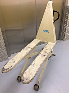 PALLET TRUCK CROWN HIGH LIFT 2300kg EXCELLENT CONDITION TRUCK THE BEST!