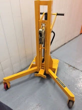 DRUM LIFTER WARRIOR HYDRAULIC MODEL DT CAPACITY 250KG (550LBS) A Beauty!