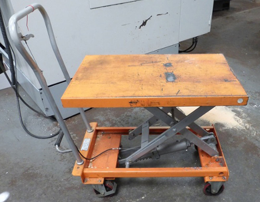 Warrior BS25 Mobile Hydraulic Lift Table 910mm lift height The Best